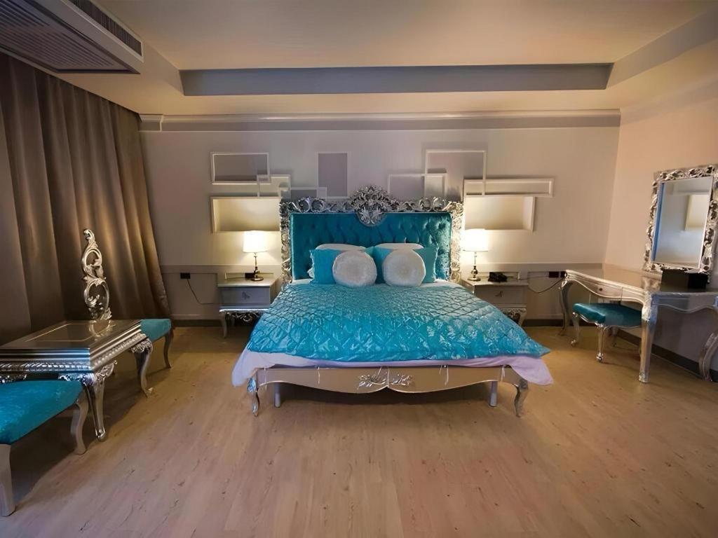 בורי ראם Alvarez Hotel מראה חיצוני תמונה