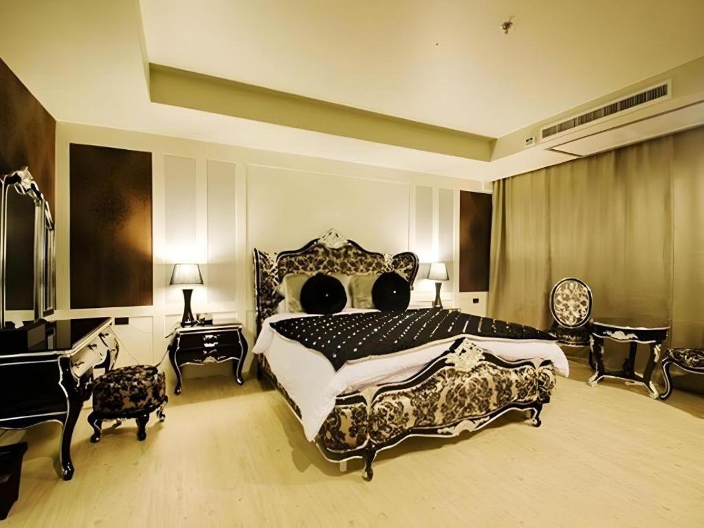 בורי ראם Alvarez Hotel מראה חיצוני תמונה