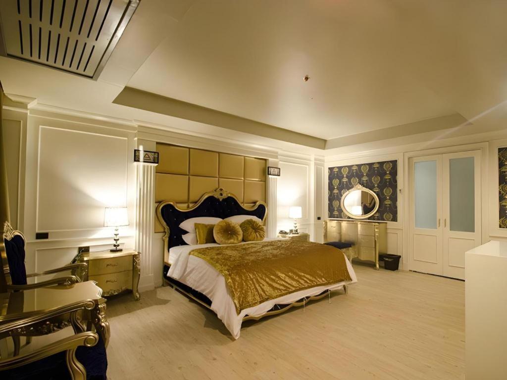 בורי ראם Alvarez Hotel מראה חיצוני תמונה