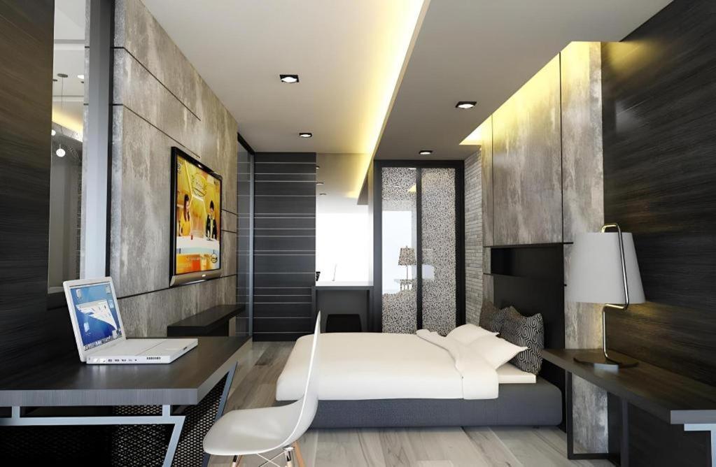 בורי ראם Alvarez Hotel מראה חיצוני תמונה
