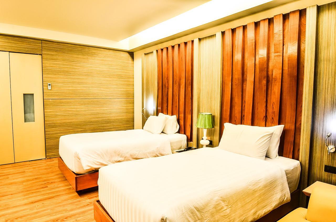 בורי ראם Alvarez Hotel מראה חיצוני תמונה