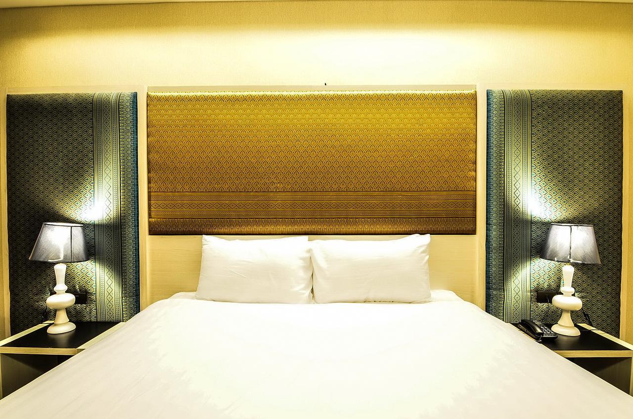 בורי ראם Alvarez Hotel מראה חיצוני תמונה