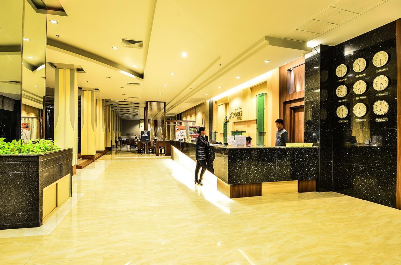 בורי ראם Alvarez Hotel מראה חיצוני תמונה