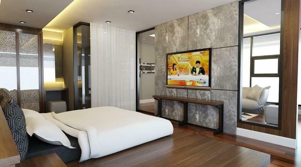 בורי ראם Alvarez Hotel מראה חיצוני תמונה
